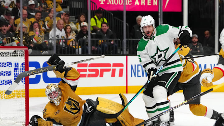 Logan Thompson, Washington Capitals Mandatory Credit: Stephen R. Sylvanie-USA TODAY Sports