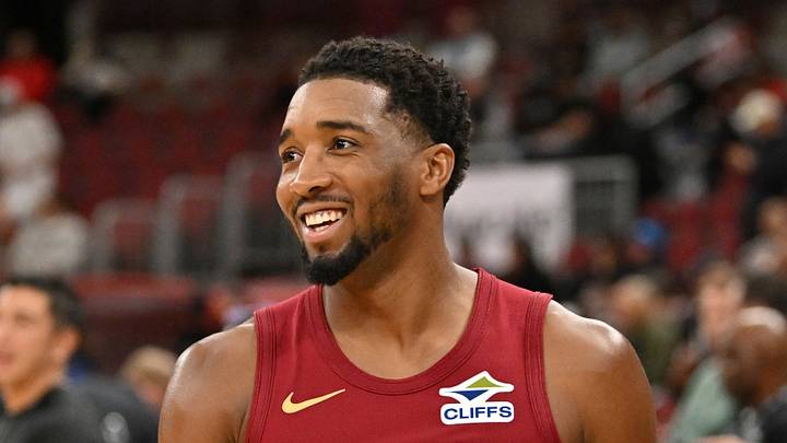 Donovan Mitchell, Cleveland Cavaliers Donovan Mitchell, Cleveland Cavaliers