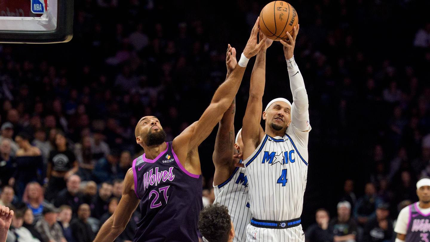 Magic emerge as Giannis trade wildcard