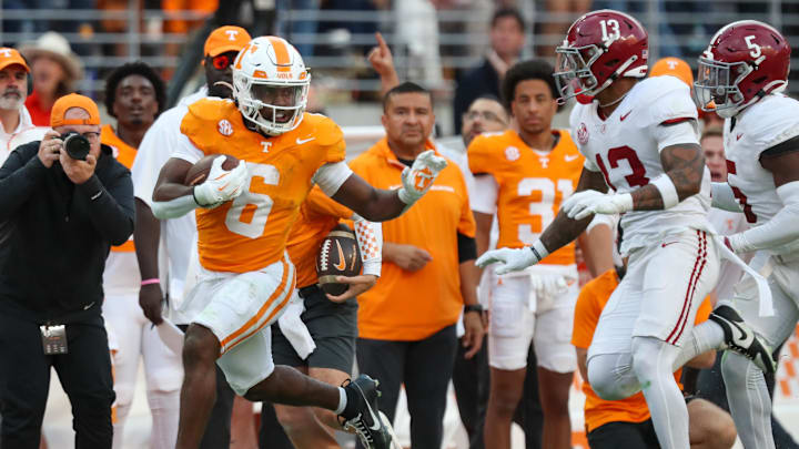 Oct 19, 2024; Knoxville, Tennessee, USA; Tennessee Volunteers running back Dylan Sampson (6) runs the ball against the Alabama Crimson Tide during the second half at Neyland Stadium. Mandatory Credit: Randy Sartin-Imagn Images