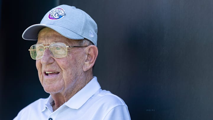 Lou Holtz