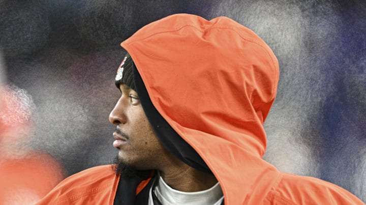 Jan 4, 2025; Baltimore, Maryland, USA;  Cleveland Browns quarterback Jameis Winston (5) looks towards the field from the sidelines during the second half against the Baltimore Ravens at M&T Bank Stadium. Mandatory Credit: Tommy Gilligan-Imagn Images