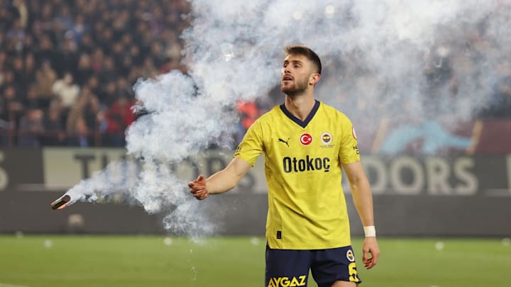Trabzonspor v Fenerbahce - Turkish Super Lig