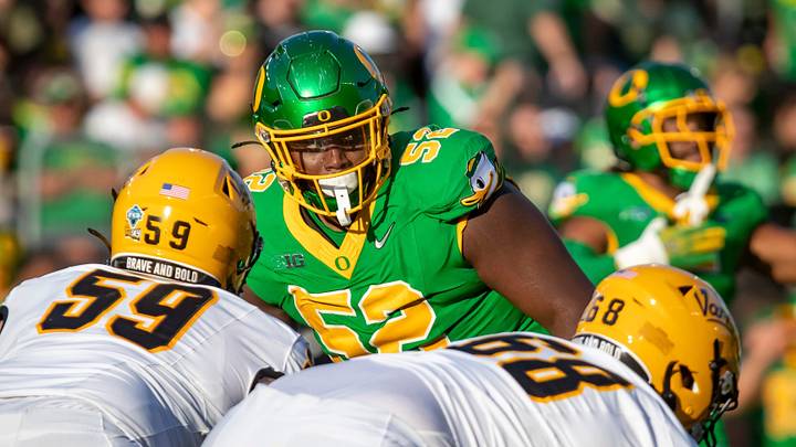 A'Mauri Washington is one of the top-rated defensive linemen in the 2027 NFL Draft class.