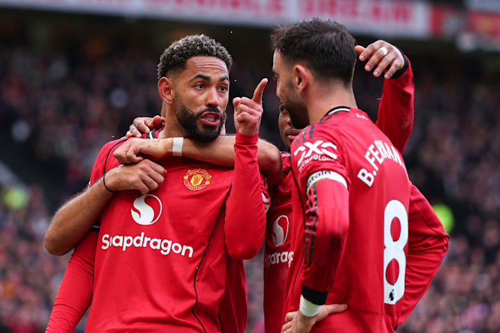 มาเธอุส คูนญ่า ฉลองประตูร่วมกับบรูโน แฟร์นันเดส มาเธอุส คูนญ่า ฉลองประตูร่วมกับบรูโน แฟร์นันเดส