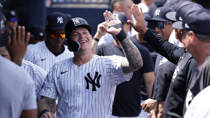 Alex Verdugo no pudo viajar a México con los Yankees 