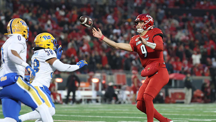 Pittsburgh v Louisville
