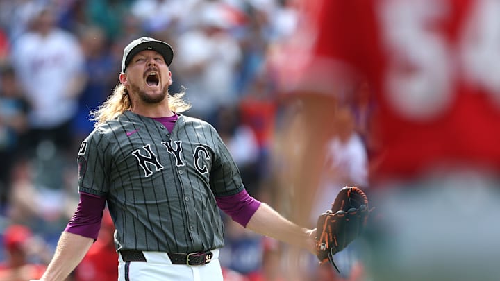 Cincinnati Reds v New York Mets