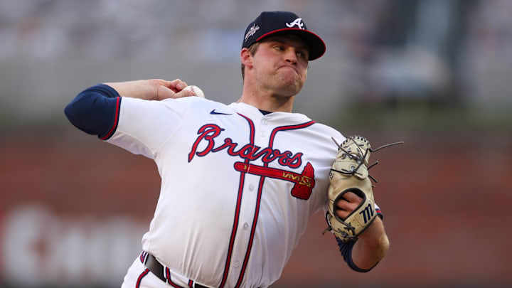Atlanta Braves starting pitcher Bryce Elder 
