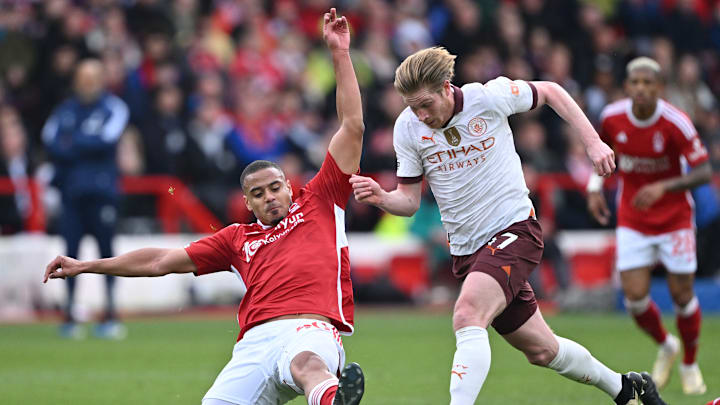 Murillo challenging KDB during the 24/25 season 