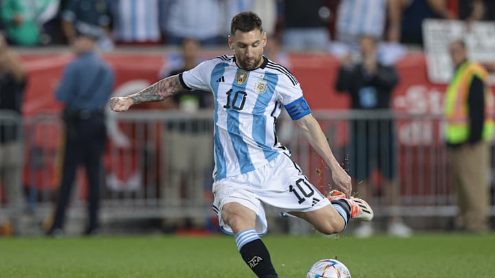 Messi fue clave en la victoria 3-0 ante Jamaica