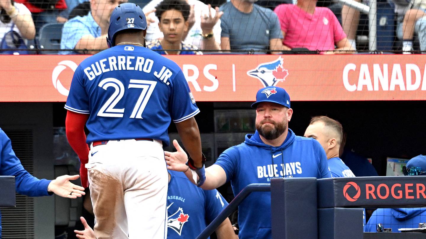 Blue Jays' John Schneider Responds to Vladimir Guerrero Jr.'s Controversial Comments