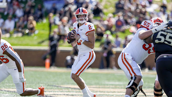 Oct 12, 2024; Winston-Salem, North Carolina, USA; Clemson Tigers quarterback Cade Klubnik (2) drops back to pass during the first half against the Clemson Tigers at Allegacy Federal Credit Union Stadium. Mandatory Credit: Jim Dedmon-Imagn Images Oct 12, 2024; Winston-Salem, North Carolina, USA; Clemson Tigers quarterback Cade Klubnik (2) drops back to pass during the first half against the Clemson Tigers at Allegacy Federal Credit Union Stadium. Mandatory Credit: Jim Dedmon-Imagn Images
