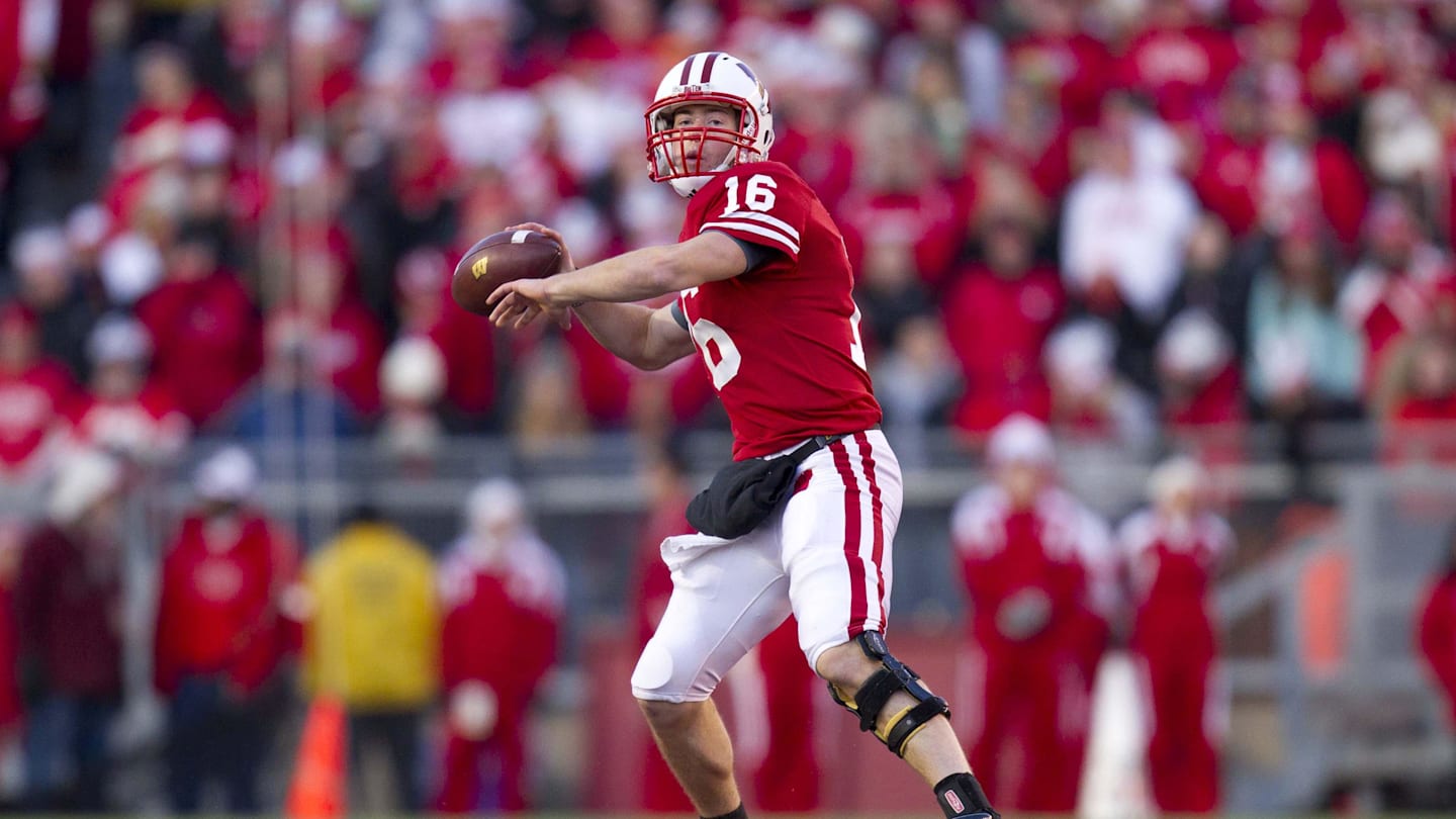 Former Wisconsin Badgers QB interviewing for offensive coordinator job with Mike McCarthy and Pittsburgh Steelers