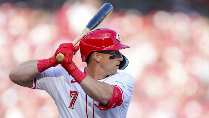 Cincinnati Reds left fielder Spencer Steer (7) bats