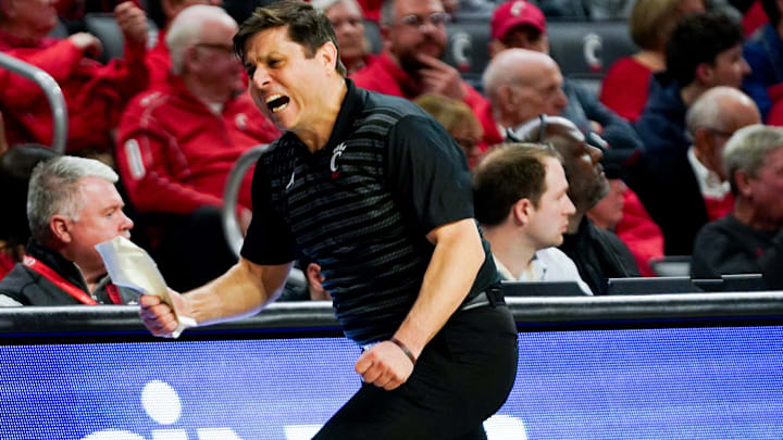 Wes Miller reacts to a play in the second half of a NCAA men’s basketball game between the Cincinnati Bearcats and Kansas State Wildcats, Wednesday, March 5, 2025, at Fifth Third Arena in Cincinnati. Wildcats won 54-49.