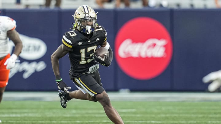 Sep 30, 2023; Atlanta, Georgia, USA; Georgia Tech Yellow Jackets wide receiver Eric Singleton Jr. (13) runs after a catch against the Bowling Green Falcons during the second half at Hyundai Field. Mandatory Credit: Dale Zanine-USA TODAY Sports Sep 30, 2023; Atlanta, Georgia, USA; Georgia Tech Yellow Jackets wide receiver Eric Singleton Jr. (13) runs after a catch against the Bowling Green Falcons during the second half at Hyundai Field. Mandatory Credit: Dale Zanine-USA TODAY Sports