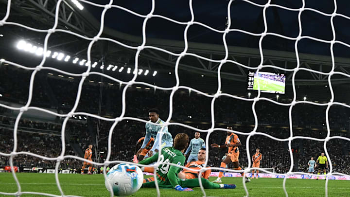 Juventus defender Juan Cabal bagged a rare headed goal to take over the supersub tag from team-mate Dusan Vlahovic