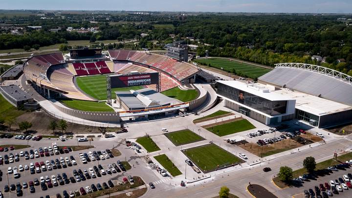 Construction along the north side of Jack Trice stadium nears completion on Wednesday, Aug. 25, 2021 in Ames, IA.
20210825 002 Trice Bp Jpg Construction along the north side of Jack Trice stadium nears completion on Wednesday, Aug. 25, 2021 in Ames, IA.
20210825 002 Trice Bp Jpg