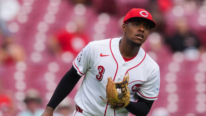Apr 16, 2026; Cincinnati, Ohio, USA; Cincinnati Reds third baseman Ke'Bryan Hayes (3) fields the ball for an out hit by San Francisco Giants designated hitter Casey Schmitt (10) in the ninth inning at Great American Ball Park. Mandatory Credit: Aaron Doster-Imagn Images Apr 16, 2026; Cincinnati, Ohio, USA; Cincinnati Reds third baseman Ke'Bryan Hayes (3) fields the ball for an out hit by San Francisco Giants designated hitter Casey Schmitt (10) in the ninth inning at Great American Ball Park. Mandatory Credit: Aaron Doster-Imagn Images