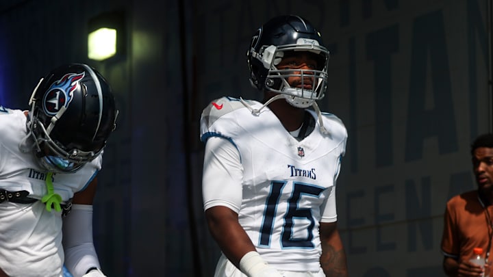 New York Jets v Tennessee Titans