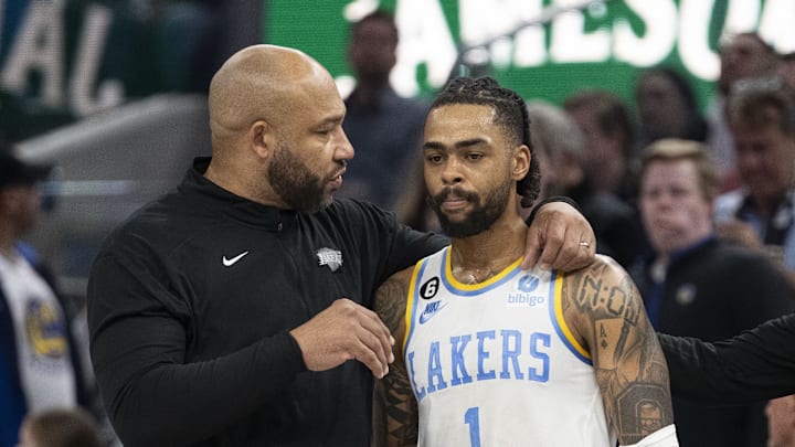 February 11, 2023; San Francisco, California, USA; Los Angeles Lakers head coach Darvin Ham (left) talks to guard D'Angelo Russell (1) during the fourth quarter against the Golden State Warriors at Chase Center. Mandatory Credit: Kyle Terada-Imagn Images February 11, 2023; San Francisco, California, USA; Los Angeles Lakers head coach Darvin Ham (left) talks to guard D'Angelo Russell (1) during the fourth quarter against the Golden State Warriors at Chase Center. Mandatory Credit: Kyle Terada-Imagn Images