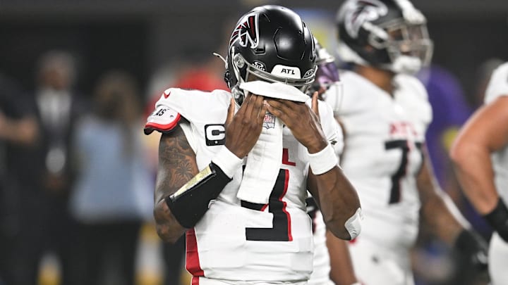Atlanta Falcons v Minnesota Vikings - NFL 2025
