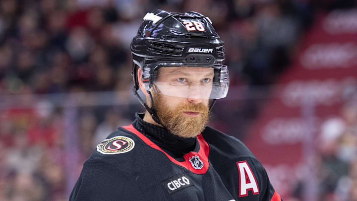 Dec 20, 2025; Ottawa, Ontario, CAN; Ottawa Senators right wing Claude Giroux (28) gets ready for a faceoff in the second period against the Chicago Blackhawks at the Canadian Tire Centre. Mandatory Credit: Marc DesRosiers-IMAGN Images