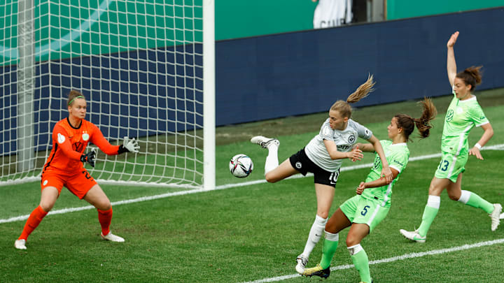 Frankfurts Laura Freigang trifft im Topspiel des 18. Spieltags auf Tabellenführer Wolfsburg