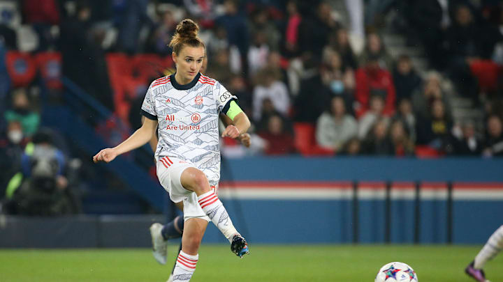 In der vergangenen Champions-League-Saison scheiterten die Bayern um Kapitänin Lina Magull im Viertelfinale an Paris Saint-Germain