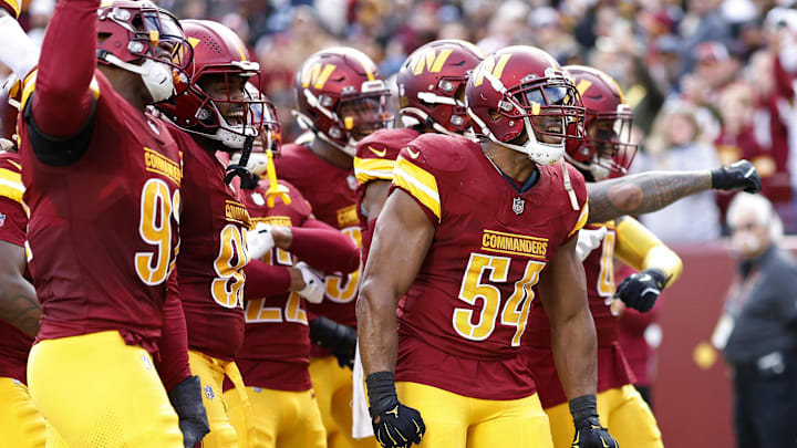 Nov 24, 2024; Landover, Maryland, USA; Washington Commanders linebacker Bobby Wagner (54) celebrates with teammates after recovering a fumble against the Dallas Cowboys during the first half at Northwest Stadium. Mandatory Credit: Geoff Burke-Imagn Images Nov 24, 2024; Landover, Maryland, USA; Washington Commanders linebacker Bobby Wagner (54) celebrates with teammates after recovering a fumble against the Dallas Cowboys during the first half at Northwest Stadium. Mandatory Credit: Geoff Burke-Imagn Images
