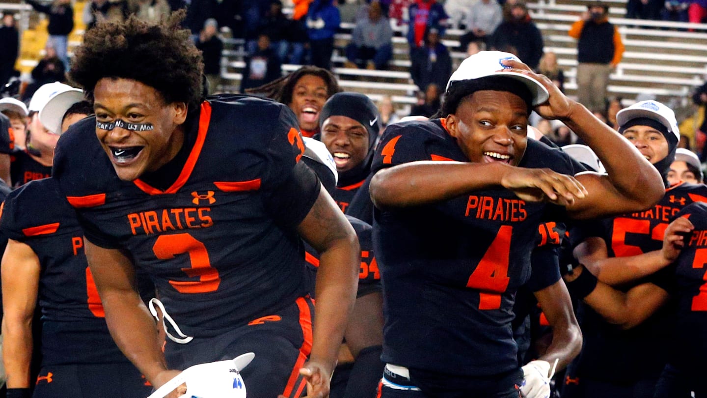 South Pittsburg Eyes Historic Repeat But Must Replace Key Playmakers