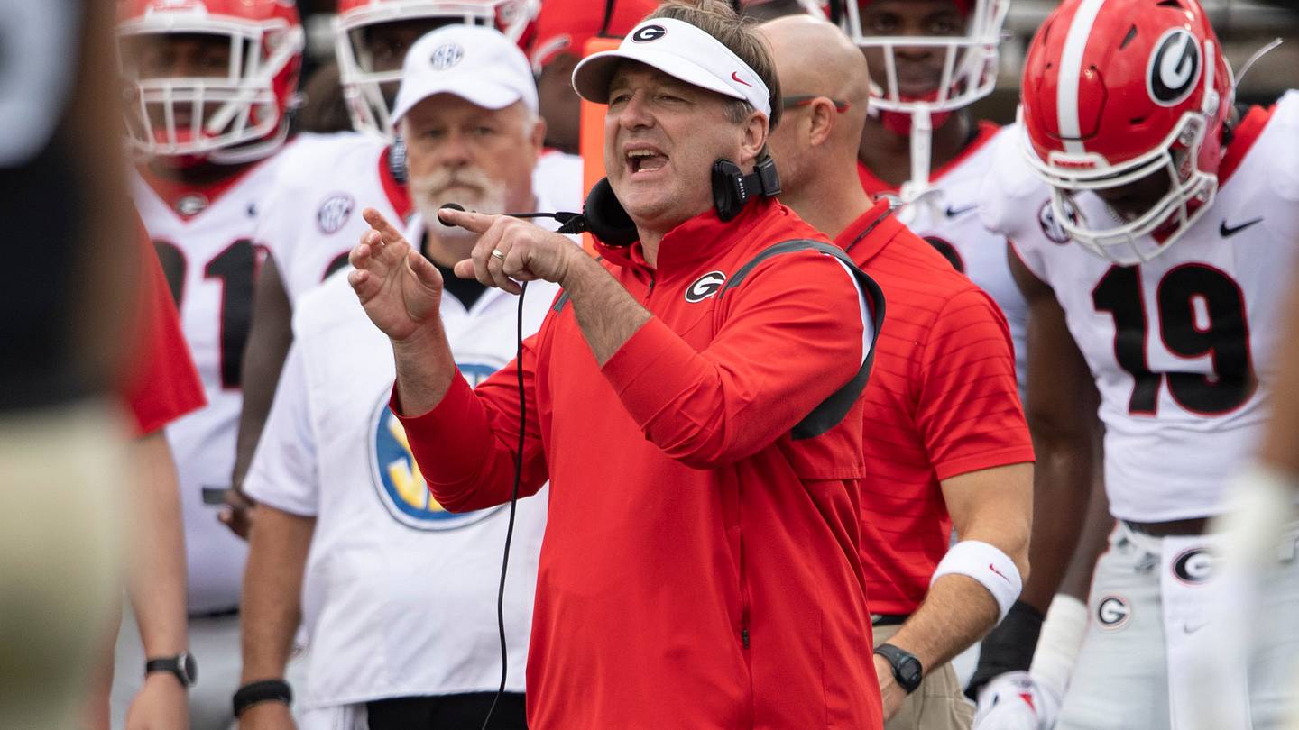 Kirby Smart takes direct aim at Curt Cignetti and he didn't miss his shot