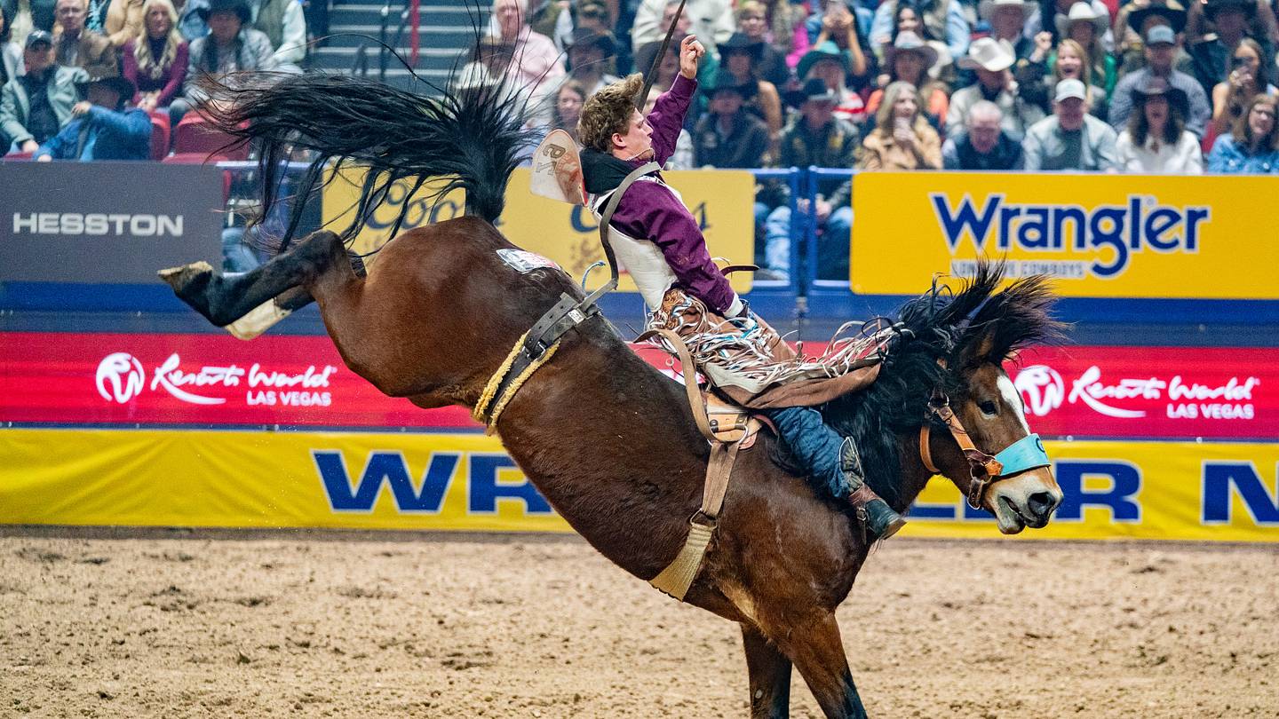 Cooper Cooke Delivers Historic Ride at Dutton Ranch Darby Xt
