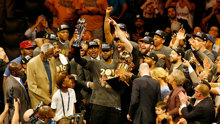 TOPSHOT-BKN-NBA-FINALS-CAVALIERS-WARRIORS-GAME 7