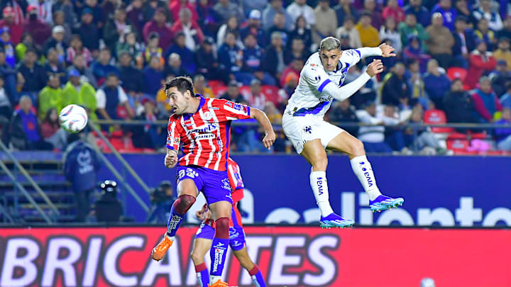 Germán Berterame (right) was kept in check by the Atlético de San Luis defense as the Tuneros blanked favored Monterrey in a Liga MX playoff game.