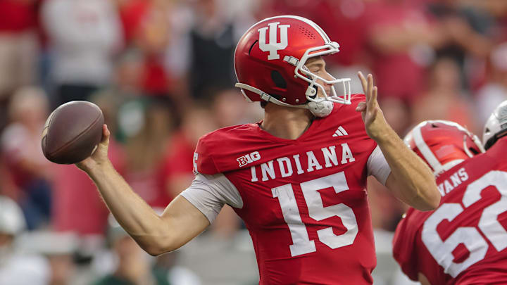 Indiana QB Fernando Mendoza
