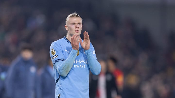 Brentford FC v Manchester City FC - Premier League