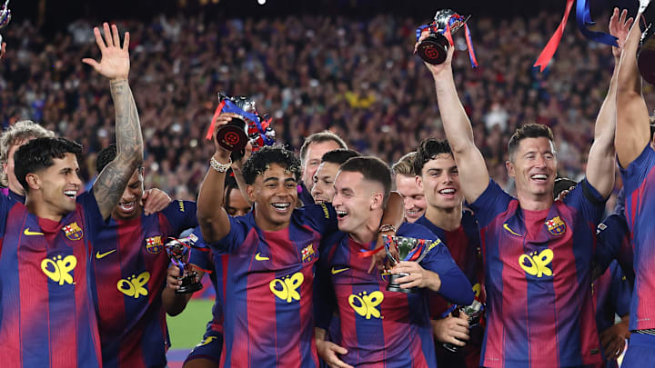 Le FC Barcelone est devenu champion à l'issu du Clasico décisif de la 35e journée de Liga Le FC Barcelone est devenu champion à l'issu du Clasico décisif de la 35e journée de Liga