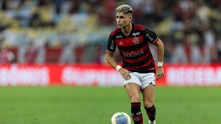 Luiz Araújo se lesionou no Clássico dos Milhões Luiz Araújo se lesionou no Clássico dos Milhões