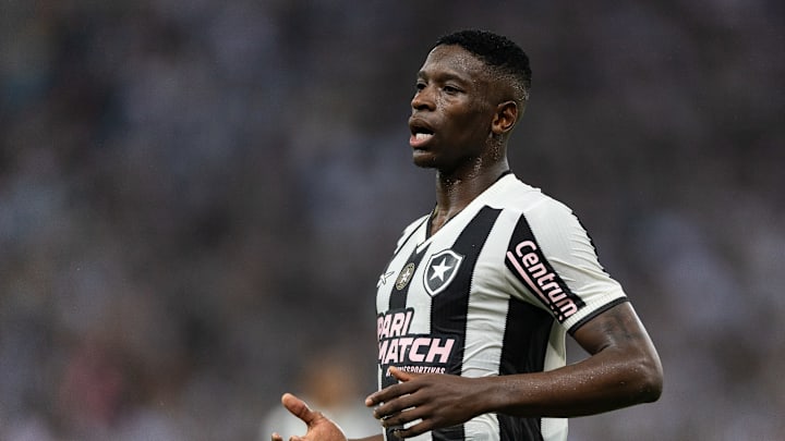 Luiz Henrique foi um dos grandes destaques do Botafogo em 2024 Luiz Henrique foi um dos grandes destaques do Botafogo em 2024