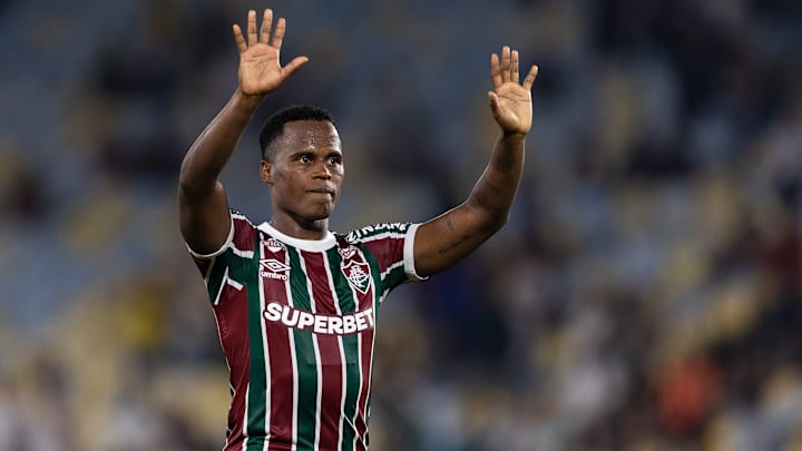 Arias deixou o Fluminense após quatro anos de casa