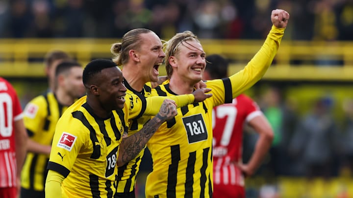 Julian Brandt (rechts)