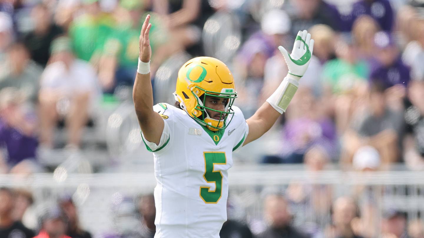 Carnell Tate Shines, Attracting NFL Scouts' Attention