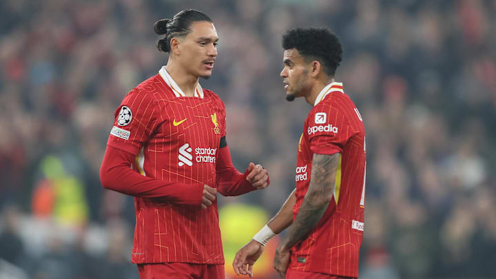 Neither Darwin Núñez nor Luis Díaz features for Liverpool.