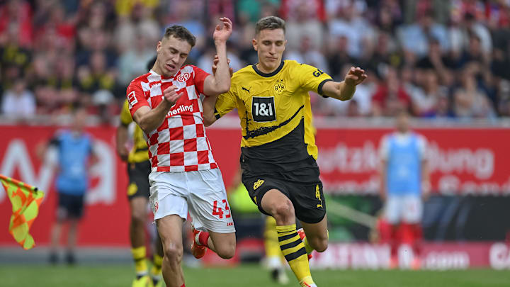 1. FSV Mainz 05 v Borussia Dortmund - Bundesliga