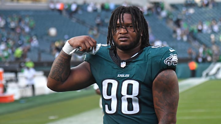 Oct 13, 2024; Philadelphia, Pennsylvania, USA; Philadelphia Eagles defensive tackle Jalen Carter (98) walks off the field after win against the Cleveland Browns at Lincoln Financial Field. Mandatory Credit: Eric Hartline-Imagn Images Oct 13, 2024; Philadelphia, Pennsylvania, USA; Philadelphia Eagles defensive tackle Jalen Carter (98) walks off the field after win against the Cleveland Browns at Lincoln Financial Field. Mandatory Credit: Eric Hartline-Imagn Images