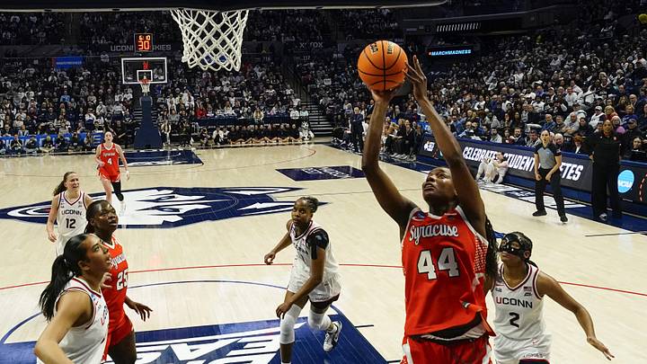 Syracuse men's and women's basketball will both go toe to toe with Big East Conference power UConn in October exhibitions.