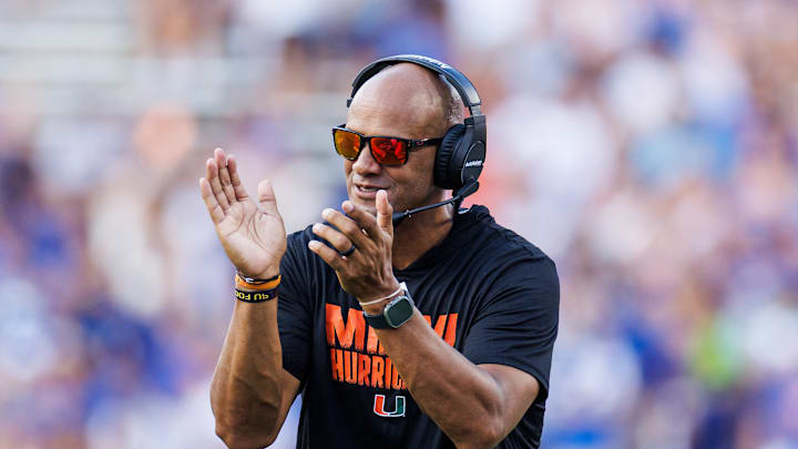 Miami Assistant Jason Taylor