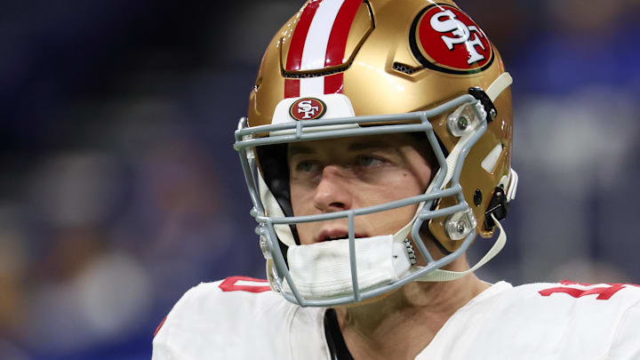 Dec 22, 2025; Indianapolis, Indiana, USA; San Francisco 49ers quarterback Mac Jones (10) looks on during warmups before the game against the Indianapolis Colts at Lucas Oil Stadium. Mandatory Credit: Trevor Ruszkowski-Imagn Images Dec 22, 2025; Indianapolis, Indiana, USA; San Francisco 49ers quarterback Mac Jones (10) looks on during warmups before the game against the Indianapolis Colts at Lucas Oil Stadium. Mandatory Credit: Trevor Ruszkowski-Imagn Images